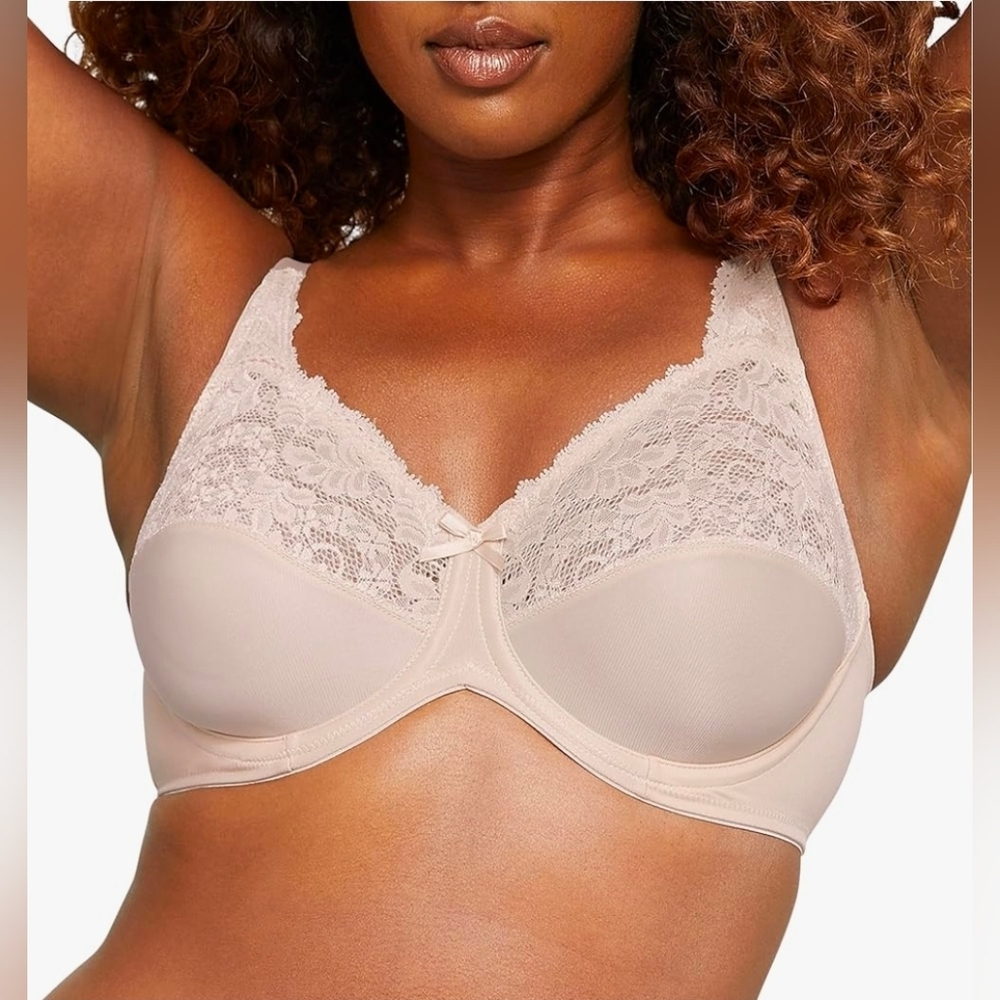 Bali Women's Lilyette Minimizer Underwire Bra with Lace Trim, Microfiber New
